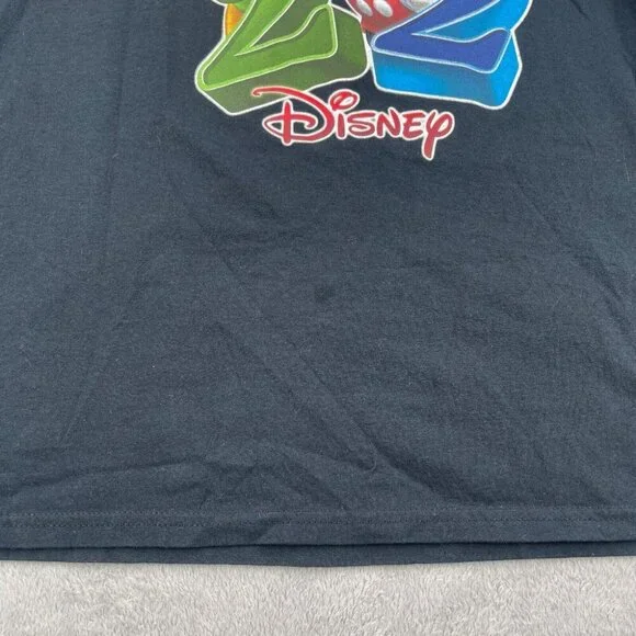 Disney Shirt Men's XL Black Short Sleeve Goofy Mickey Mouse Pluto Donald 2022 - Picture 4 of 8